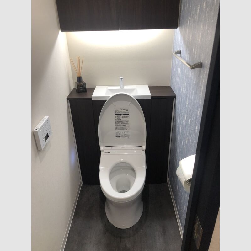 BDDC6FE5-DD56-48A5-8C51-D894B191A215